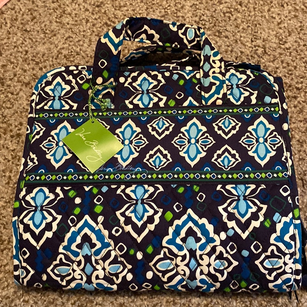 Vera Bradley hanging organizer- ink blue